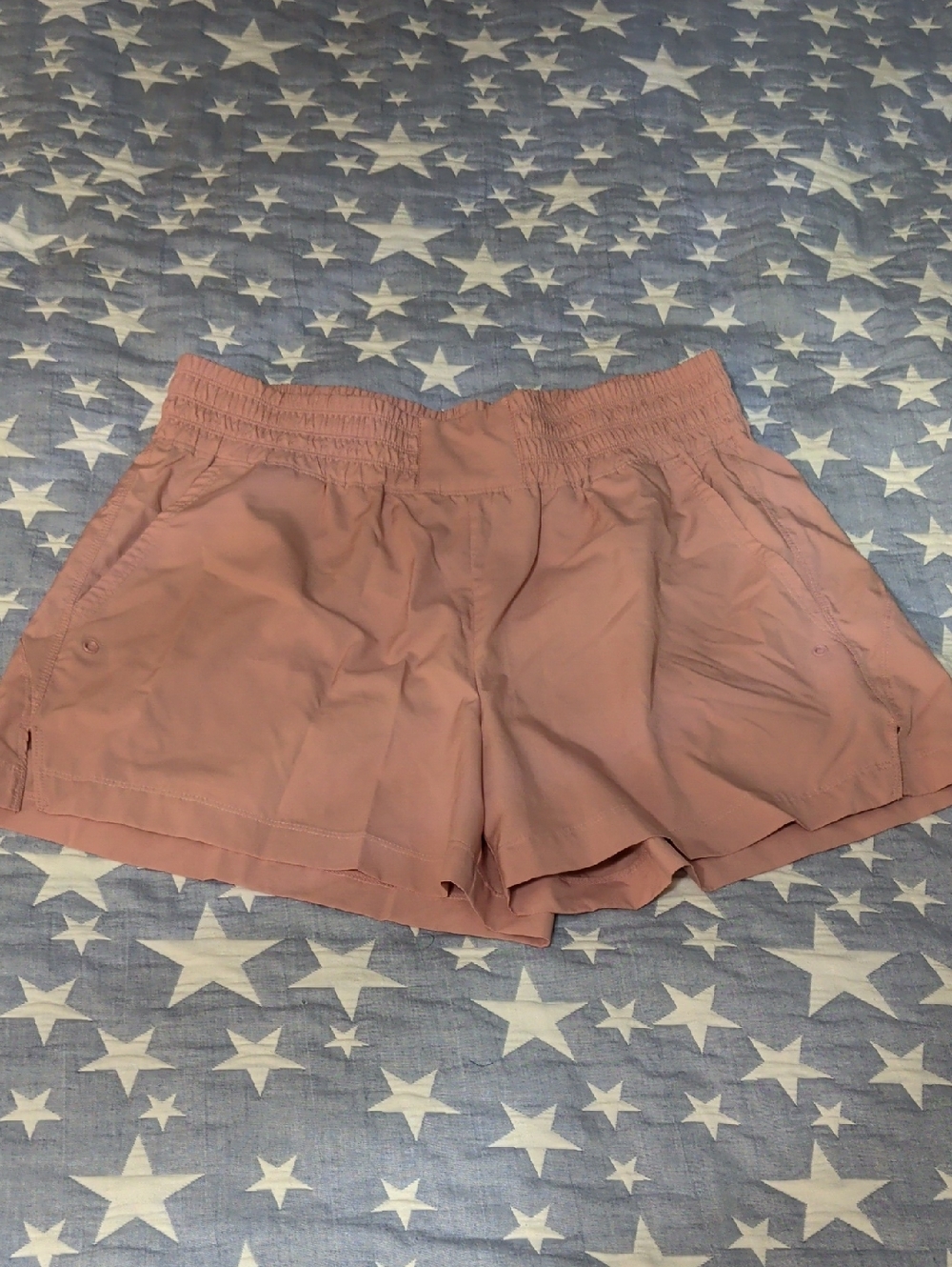 Old Navy Athletic Shorts Size Large Nude/Peach Color
